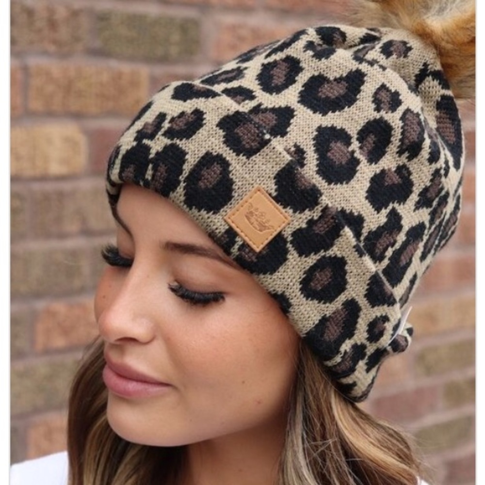 SOLD OUT Leopard Animal Print Knit Faux Fur Pompom Winter Beanie Women's Hat - Picture 3 of 3